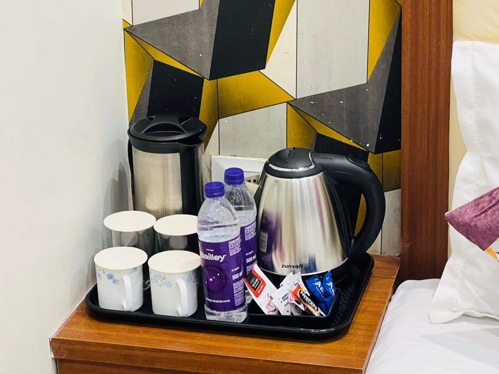 Hotel S V Grand Varanasi Bagian luar foto